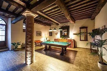 Renieri Villa