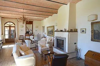Renieri Villa Montalcino
